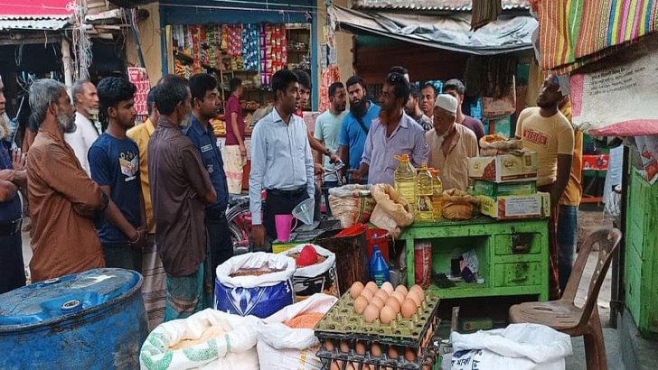 কার্পাসডাঙ্গায় ভ্রাম্যমান আদালতে তিন ব্যবসায়ীকে জরিমানা