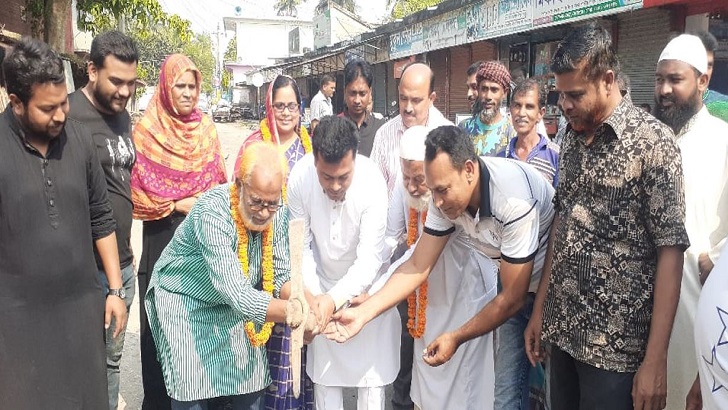 মেহেরপুর শহরের দু‘টি রাস্তা সংস্কার কাজের উদ্বোধন