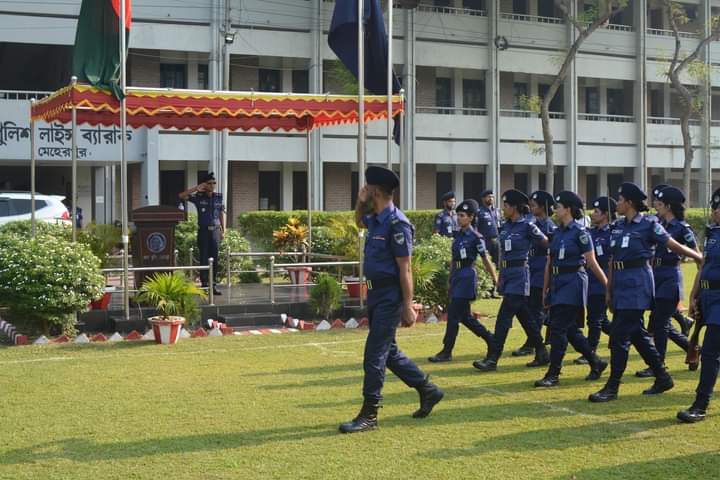 মেহেরপুরে পুলিশের মাস্টার প্যারেড অনুষ্ঠিত