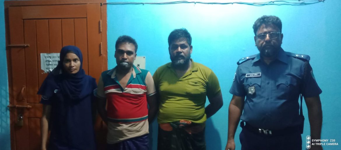 গাংনীতে ব্যবসায়ীকে কুপিয়ে ডাকাতির ঘটনায় ২ ডাকাত গ্রেফতার