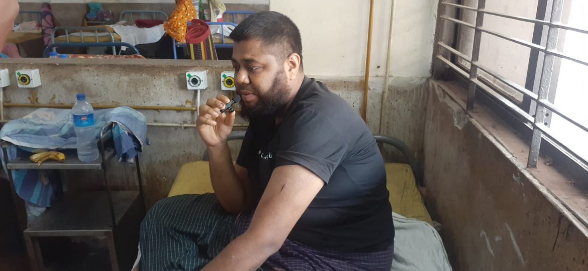 মেহেরপুরে পারিবারিক নির্যাতনের শিকার রাসেল আহমেদ