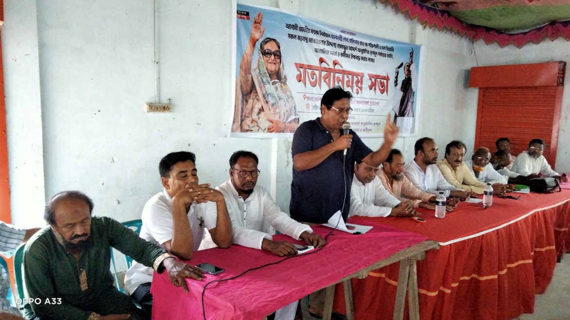 আলমডাঙ্গায় আওয়ামী লীগের ত্যাগী অবহেলিত নেতাকর্মিদের ব্যানারে নৌকা মঞ্চ গঠন