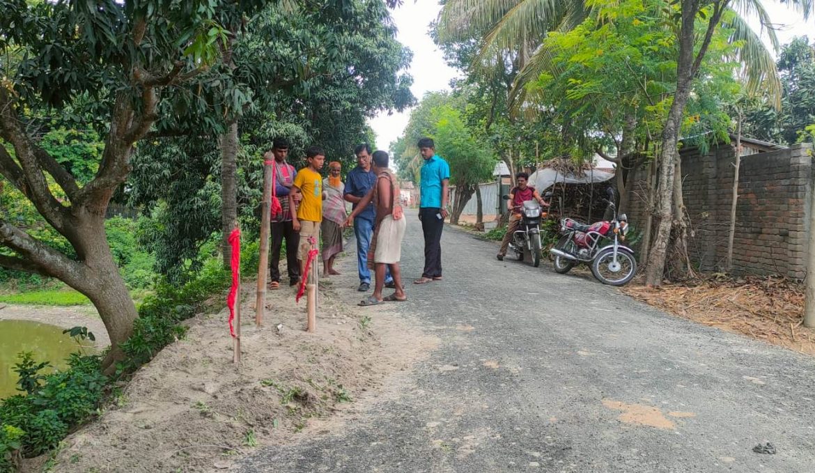 ভালো সড়ক সংস্কার করে সরকারি টাকা নয়ছয়