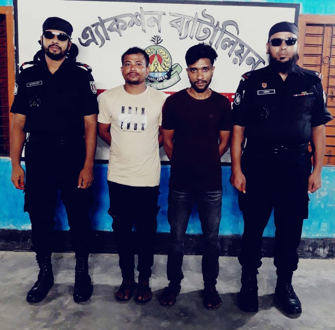 মেহেরপুরে র্যাবের অভিযানে ২৩ পিস ইয়াবাসহ গ্রেফতার ২