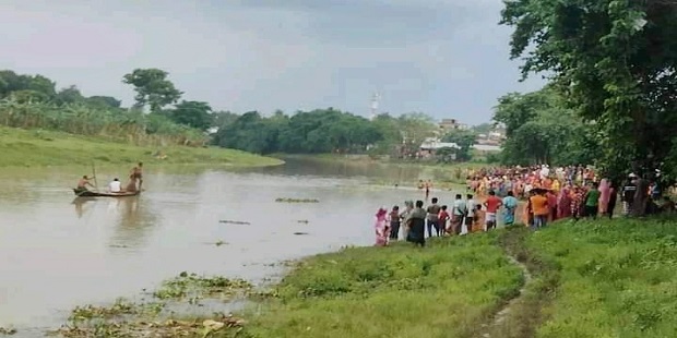 দামুড়হুদায় মাথাভাঙ্গা নদীতে গোসল করতে গিয়ে বৃদ্ধা নিখোঁজ