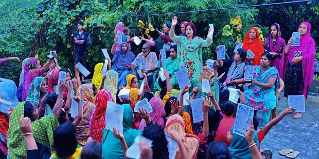 চুয়াডাঙ্গায় আফরোজা পারভীনের উঠান বৈঠক ও গণসংযোগ