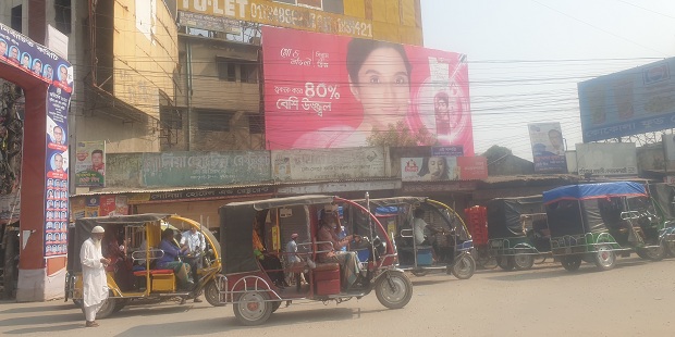 কুষ্টিয়ায় শান্তিপূর্ণ পরিবেশে চলছে হরতাল