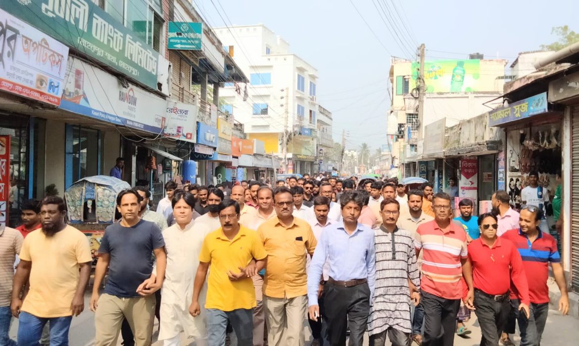 মেহেরপুরে হরতালের সমর্থনে বিএনপির ঝটিকা মিছিল