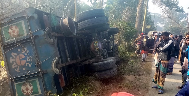 ঝিনাইদহে ট্রাক ও সিএনজির মুখোমুখি সংঘর্ষে ২ জন নিহত