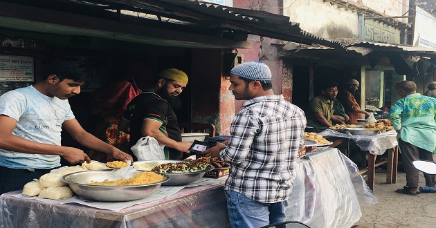 প্রথম রোজায় সরগরম মেহেরপুরের ইফতার বাজার