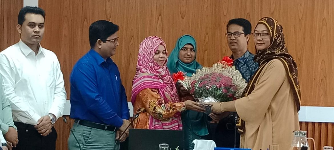 জন্ম মৃত্যু নিবন্ধন কার্যক্রমে মেহেরপুর জেলার প্রথম স্থান অর্জন