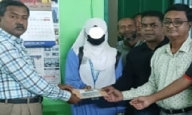 আলমডাঙ্গায় মাকিম হাজেরা শিক্ষা বৃত্তি প্রদান অনুষ্ঠিত