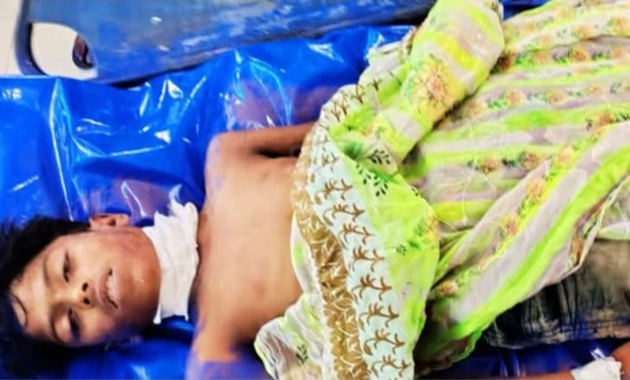 আলমডাঙ্গায় ট্রেনের ছাদে ঝুলন্ত তারে পথশিশুর মৃত্যু