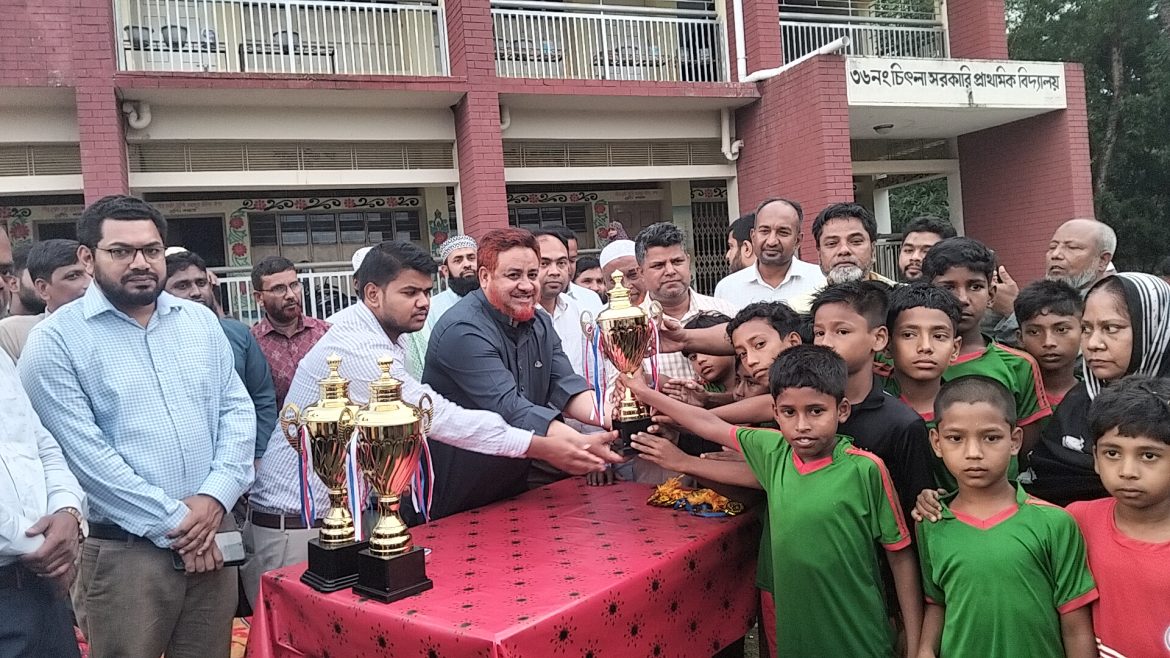 দামুড়হুদায় প্রাথমিক বিদ্যালয় গোল্ডকাপ ফুটবল টুর্নামেন্টের ফাইনাল অনুষ্ঠিত