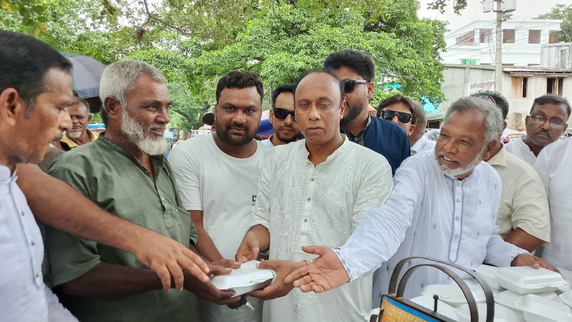 দামুড়হুদায় শহীদ জিয়াউর রহমানের শাহাদৎ বার্ষিকী পালন ও খাবার বিতরণ 