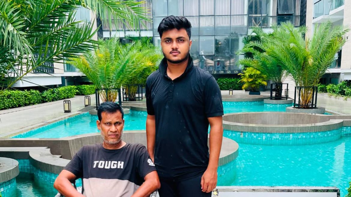 কক্সবাজার সৈকতে ভেসে নিখোঁজ মেহেরপুরের হেলাল, ছেলে উদ্ধার